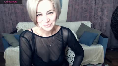 Lola online show from December 2024 11:45:01 PM