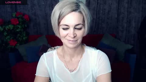 Lola online show from January 2025 07:34:01 PM