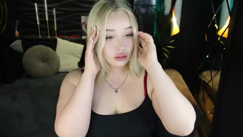 blondessa___ online show from March 2026 01:58:01 PM