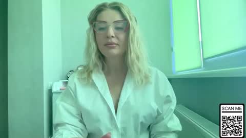 Snapshot of blondie_xoxoxo chatting on July 2026 10:06:02 AM blondie_xoxoxo online show from July 2026 10:06:02 AM