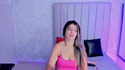 Snapshot of blondiecutee chatting on March 2026 01:54:02 AM blondiecutee online show from March 2026 01:54:02 AM