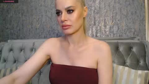 Snapshot of blondiestarxxx chatting on March 2026 03:23:02 AM Helen online show from March 2026 03:23:02 AM