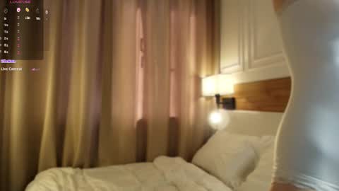 blondoll online show from June 2026 01:39:01 AM