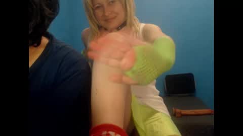 Snapshot of blontsex chatting on February 2025 08:25:01 PM Blontsex online show from February 2025 08:25:01 PM