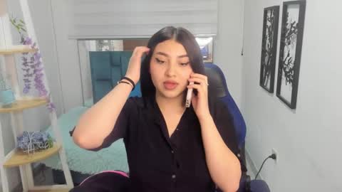 Snapshot of bloom_winxx chatting on February 2026 02:37:01 AM bloom_winxx online show from February 2026 02:37:01 AM