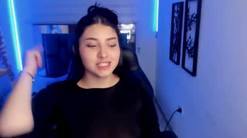 Snapshot of bloom_winxx chatting on February 2026 03:13:01 AM bloom_winxx online show from February 2026 03:13:01 AM