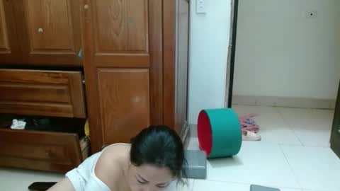 blowy079 online show from October 2025 01:34:01 PM