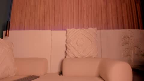 Snapshot of blue_anngel chatting on May 2026 02:06:01 AM blue_anngel online show from May 2026 02:06:01 AM
