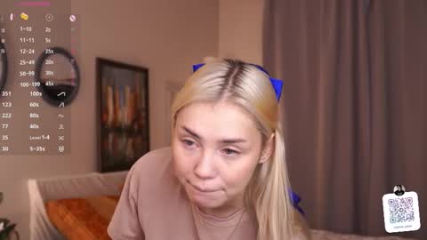 Adeline online show from December 2025 05:27:02 AM