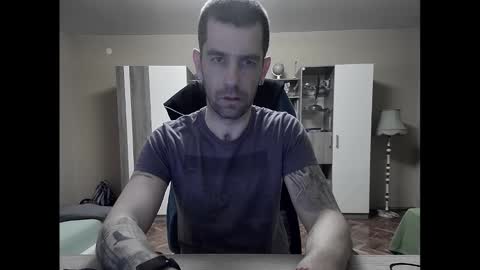 Runaway online show from March 2025 07:53:01 PM