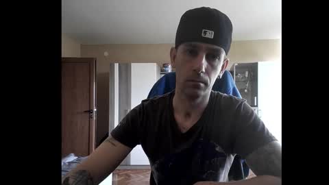 Runaway online show from October 2025 12:08:02 PM