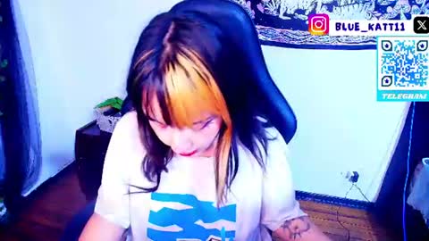 Snapshot of blue_katt chatting on July 2026 03:59:02 AM blue katt online show from July 2026 03:59:02 AM