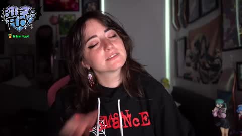 Blue online show from September 2025 01:20:02 AM