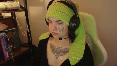 Blue online show from February 2026 05:47:01 AM