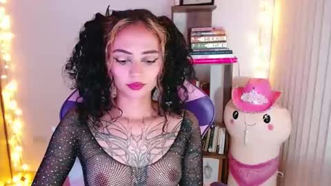Snapshot of bluee_v chatting on October 2025 12:44:01 AM Im Abril .. Nice to meet you thumb up me please its important INDEPENDENT MODEL online show from October 2025 12:44:01 AM
