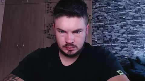 blueeyeboy0 online show from October 2025 12:05:01 PM