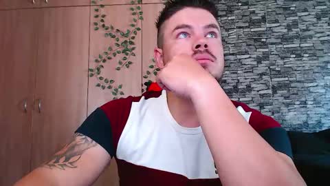 blueeyeboy0 online show from November 2025 07:09:01 AM