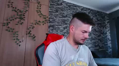 blueeyeboy0 online show from February 2026 08:46:02 AM