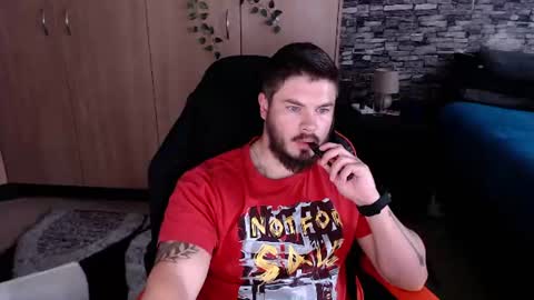 blueeyeboy0 online show from July 2026 12:09:02 PM