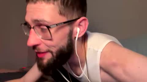 Snapshot of blueeyedcurvy chatting on April 2026 06:40:02 AM blueeyedcurvy online show from April 2026 06:40:02 AM