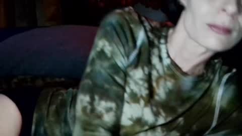 Snapshot of blueeyedlie chatting on February 2026 11:53:02 PM Blueeyedlie online show from February 2026 11:53:02 PM