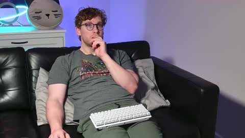 blueeyedtallguy online show from November 2025 02:34:01 AM