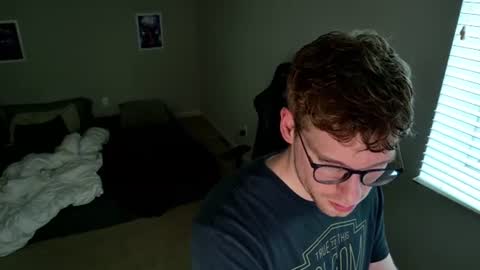 Snapshot of blueeyedtallguy chatting on July 2026 02:27:02 AM blueeyedtallguy online show from July 2026 02:27:02 AM