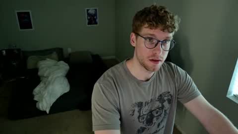 Snapshot of blueeyedtallguy chatting on July 2026 01:19:02 AM blueeyedtallguy online show from July 2026 01:19:02 AM