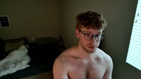Snapshot of blueeyedtallguy chatting on July 2026 01:58:01 AM blueeyedtallguy online show from July 2026 01:58:01 AM