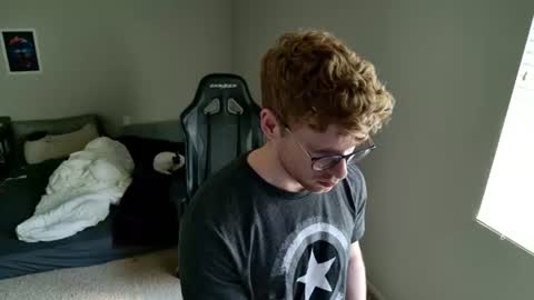 Snapshot of blueeyedtallguy chatting on July 2026 10:39:01 PM blueeyedtallguy online show from July 2026 10:39:01 PM