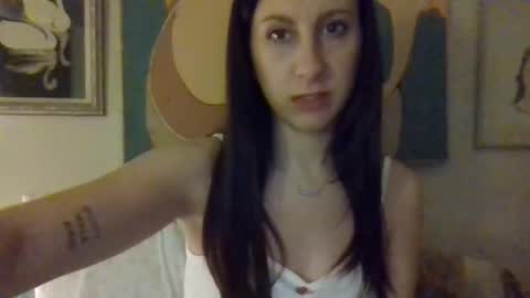 Shannon online show from December 2025 04:17:02 AM