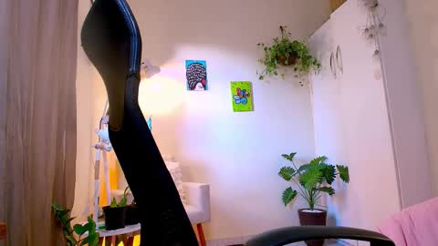 FLORAA online show from February 2026 09:49:02 AM