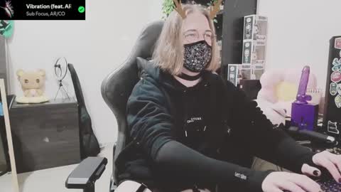 Snapshot of bluespanking chatting on January 2026 10:37:02 PM Blue online show from January 2026 10:37:02 PM