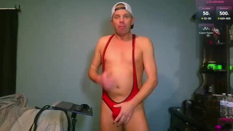 Snapshot of blueyes_hung1 chatting on April 2026 04:12:01 AM Fun Boi online show from April 2026 04:12:01 AM