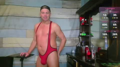 Snapshot of blueyes_hung1 chatting on July 2026 04:52:01 AM Fun Boi online show from July 2026 04:52:01 AM