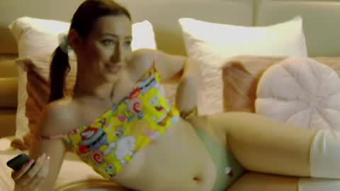 Snapshot of blush_bliss chatting on May 2026 07:09:02 PM BlushBliss online show from May 2026 07:09:02 PM