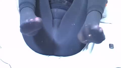 Snapshot of blushing_bunny chatting on October 2025 01:04:02 PM Bunny online show from October 2025 01:04:02 PM