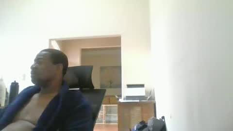 bluuthunder1914 online show from December 2024 02:06:02 PM