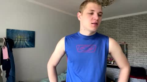 bob_bucks online show from May 2026 01:18:02 PM