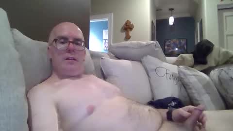 bobblehead31382 online show from January 2026 11:18:02 PM