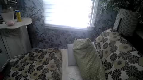 Bobby and Sadie online show from November 2025 02:49:01 PM