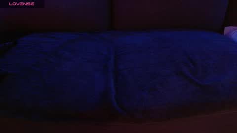 Bobby English online show from November 2025 09:23:01 AM