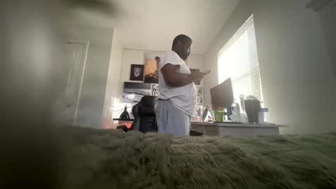 Snapshot of bobbyjones88034 chatting on March 2026 09:47:02 PM Luv bug online show from March 2026 09:47:02 PM