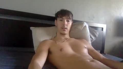 Snapshot of bobo221614 chatting on January 2025 01:21:01 PM bobo221614 online show from January 2025 01:21:01 PM