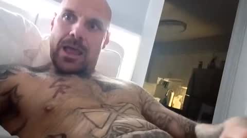 Bodyart85 19 online show from October 2025 01:29:01 AM