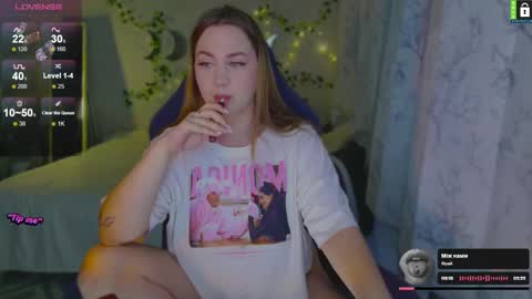  Lina  online show from November 2025 06:30:02 PM