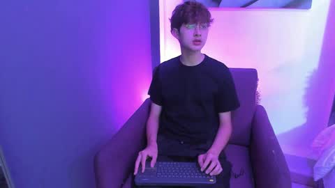 Boleyn online show from February 2025 01:03:02 PM