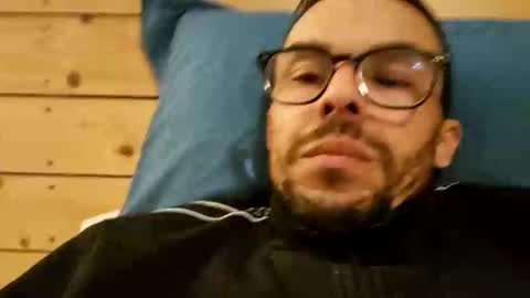 Snapshot of bomale89 chatting on December 2024 01:56:02 PM bomale89 online show from December 2024 01:56:02 PM