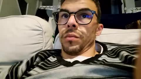 Snapshot of bomale89 chatting on January 2025 09:51:02 PM bomale89 online show from January 2025 09:51:02 PM