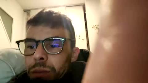 Snapshot of bomale89 chatting on January 2025 11:13:02 PM bomale89 online show from January 2025 11:13:02 PM